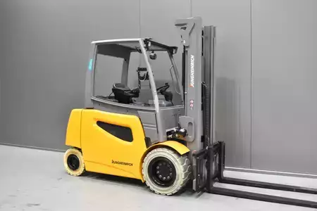 Elektro čtyřkolový VZV 2020  Jungheinrich EFG 545 ks (1)