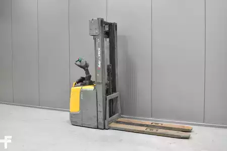 Ruční vysokozdvižný vozík 2018  Jungheinrich ERC 220 (1)