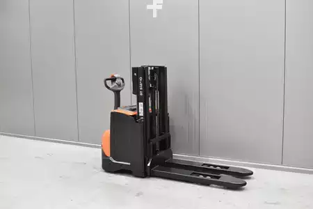 Wózek wysokiego podnoszenia 2019  Toyota SWE 120 (1)