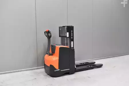 Wózek wysokiego podnoszenia 2019  Toyota SWE 120 (4)
