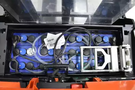 Wózek wysokiego podnoszenia 2019  Toyota SWE 120 (9)