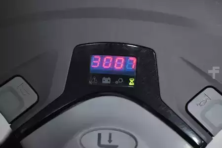Wózek wysokiego podnoszenia 2017  Toyota SWE 200D (8)