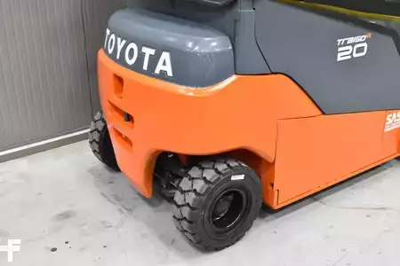 Eléctrico - 4 rodas 2020  Toyota 8FBM20T (8)