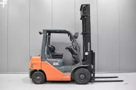 Carretilla elevadora diésel 2018  Toyota 02-8FDF25 (3)