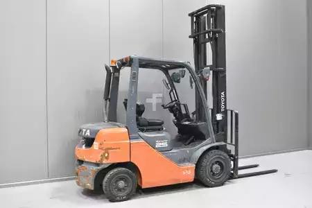 Carretilla elevadora diésel 2018  Toyota 02-8FDF25 (4)