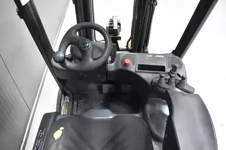 4-wiel elektrische heftrucks 2013  Linde E 16 PH - 01 (7)
