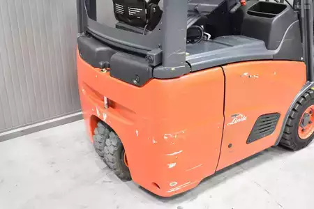 3-wiel elektrische heftrucks 2013  Linde E 12 - 01 (8)