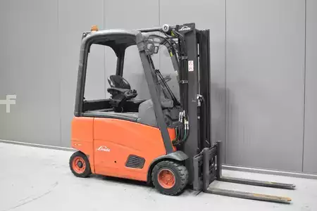4-wiel elektrische heftrucks 2010  Linde E 18 PH (1)