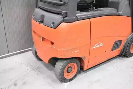 4-wiel elektrische heftrucks 2010  Linde E 18 PH (8)