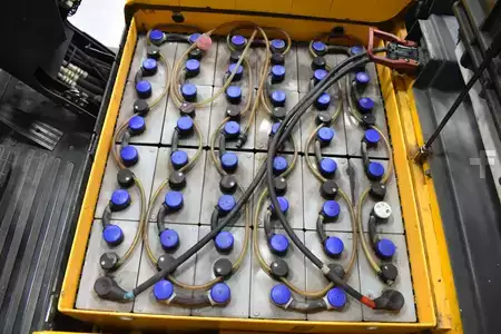 Eléctrica de 3 ruedas 2003  Jungheinrich EFG-DFac 18L (11)