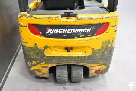 Eléctrica de 3 ruedas 2003  Jungheinrich EFG-DFac 18L (9)