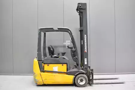 Elektro tříkolové VZV 2002  Jungheinrich EFG-DF 18 (3)