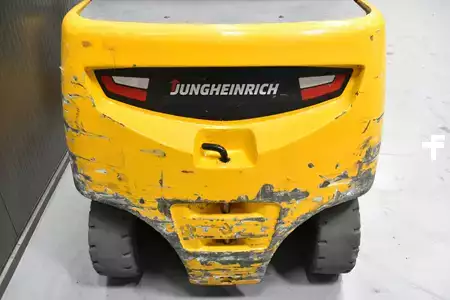 Elektro čtyřkolový VZV 2017  Jungheinrich EFG 550 (9)