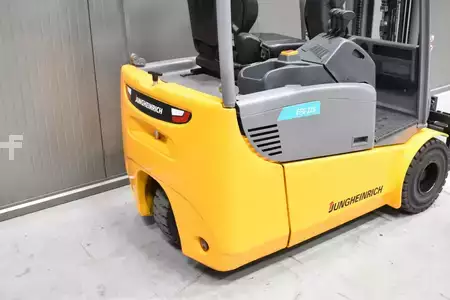 3-wiel elektrische heftrucks 2016  Jungheinrich EFG 115 (8)