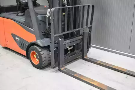 3-wiel elektrische heftrucks 2017  Linde E 18 - 02 (6)