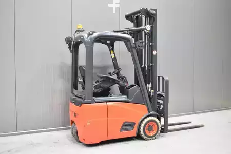 3-wiel elektrische heftrucks 2013  Linde E 12 - 01 (4)