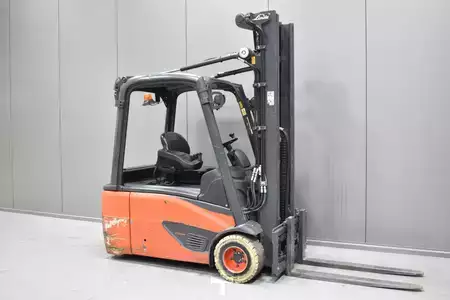 Elektro tříkolové VZV 2017  Linde E 20 L - 02 (1)