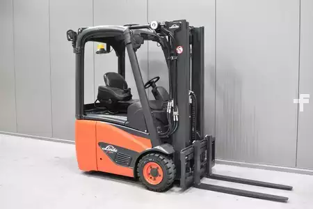 3-wiel elektrische heftrucks 2014  Linde E 12 - 02 (1)