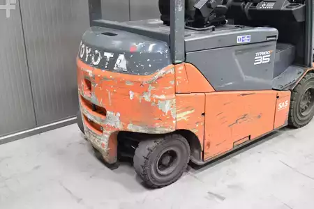 Elektro 4 Rad 2020  Toyota 8FBMT35 (8)