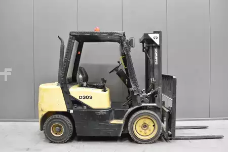 Diesel heftrucks 1999  Daewoo D 30-3 (3)