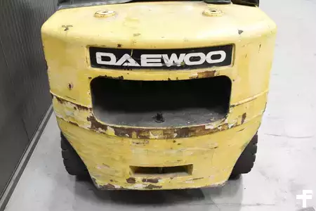 Diesel heftrucks 1999  Daewoo D 30-3 (9)