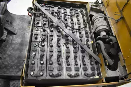 Elektro čtyřkolový VZV 2006  CAT Lift Trucks EP 25 K-PAC (13)