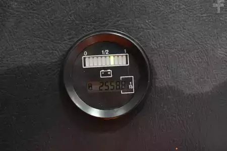 Apilador eléctrico 2012  BT RWE 120 (8)