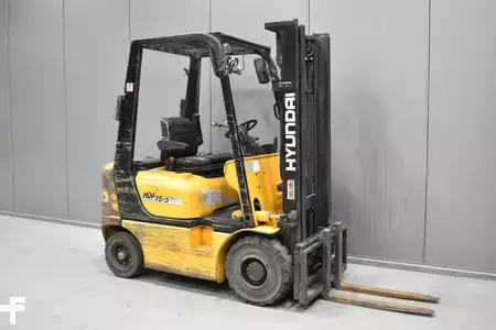 Diesel heftrucks - Hyundai HDF 15-5 (1)