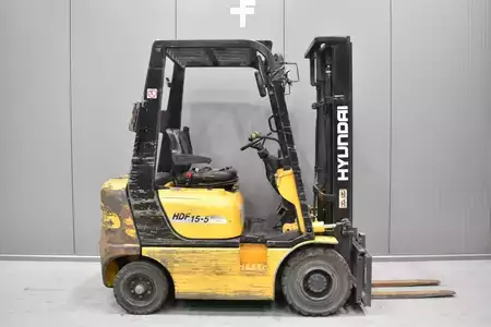Diesel heftrucks - Hyundai HDF 15-5 (3)