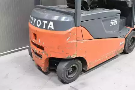 Chariots électriques à 4 roues 2016  Toyota 8FBMT35 (8)