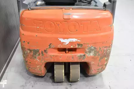 3-wiel elektrische heftrucks 2015  Toyota 8FBET16 (9)