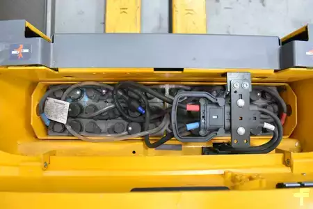 Hochhubwagen 2020  Jungheinrich EJE C20 (9)