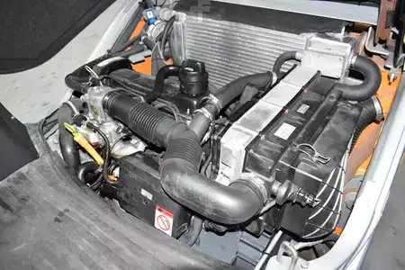 Empilhador a gás 2015  Still RX 70-20 T (11)