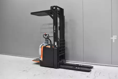 Pinontavaunu 2017  BT SPE 160L (1)