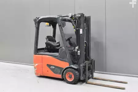 Sähkö - 3 pyör 2015  Linde E 15 - 02 (1)