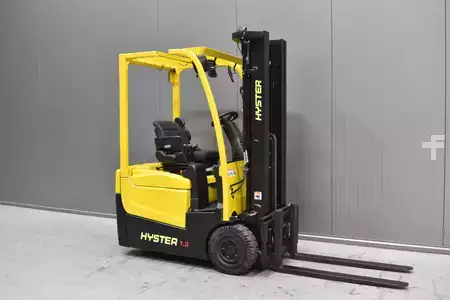 Carrelli elettrici 3 ruote 2012  Hyster A 1.3 XNT (1)