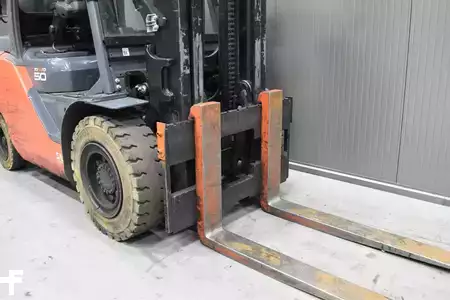 Carrelli elevatori GPL 2019  Toyota 8FG50N (6)