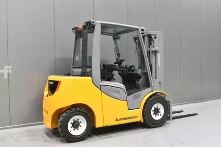 Empilhador diesel 2015  Jungheinrich DFG 540 s (4)