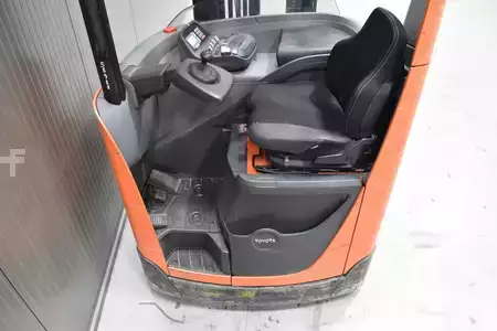Carrelli retrattili 2018  Toyota RRE 140 H (7)