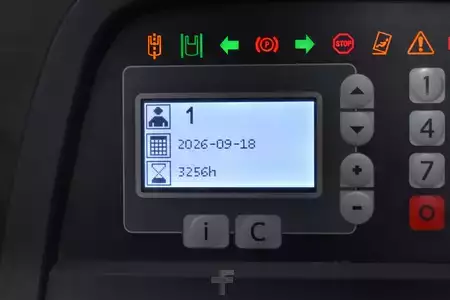 Carrelli retrattili 2019  Toyota RRE 140 H (9)