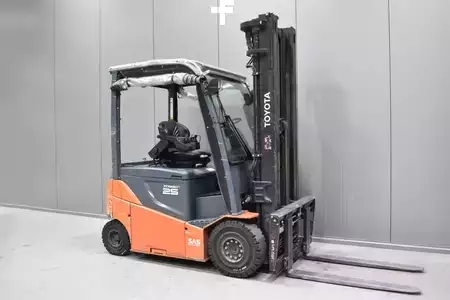 Carrelli elettrici 4 ruote 2018  Toyota 8FBMKT25 (1)