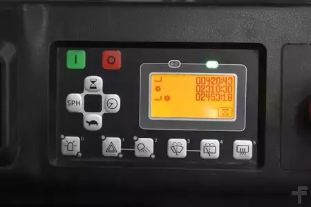 Carrelli elettrici 4 ruote 2018  Toyota 8FBMKT25 (11)