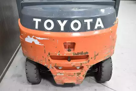 Carrelli elettrici 4 ruote 2018  Toyota 8FBMKT25 (9)