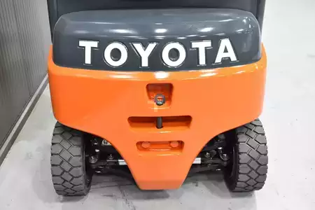 4-wiel elektrische heftrucks 2020  Toyota 8FBM16T (9)