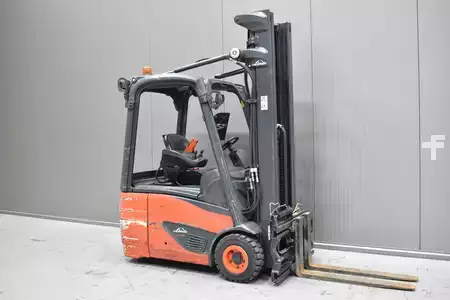 3-wiel elektrische heftrucks 2020  Linde E 15 - 02 (1)