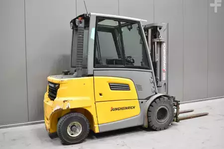 Dieselový VZV 2022  Jungheinrich DFG 425 s (4)