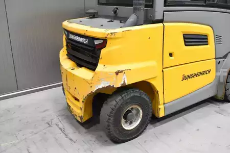 Dieselový VZV 2022  Jungheinrich DFG 425 s (8)