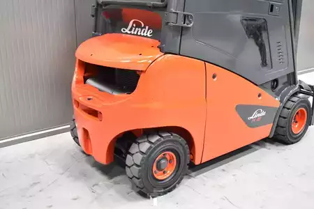 Dieselový VZV 2015  Linde H 18 D - 01 (8)