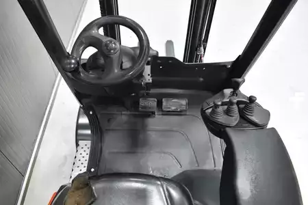 Treibgasstapler 2014  Linde H 14 T - 01 (7)