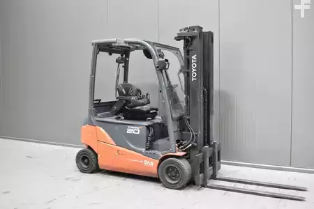 Elektro 4 Rad 2012  Toyota 8FBMT20 (1)